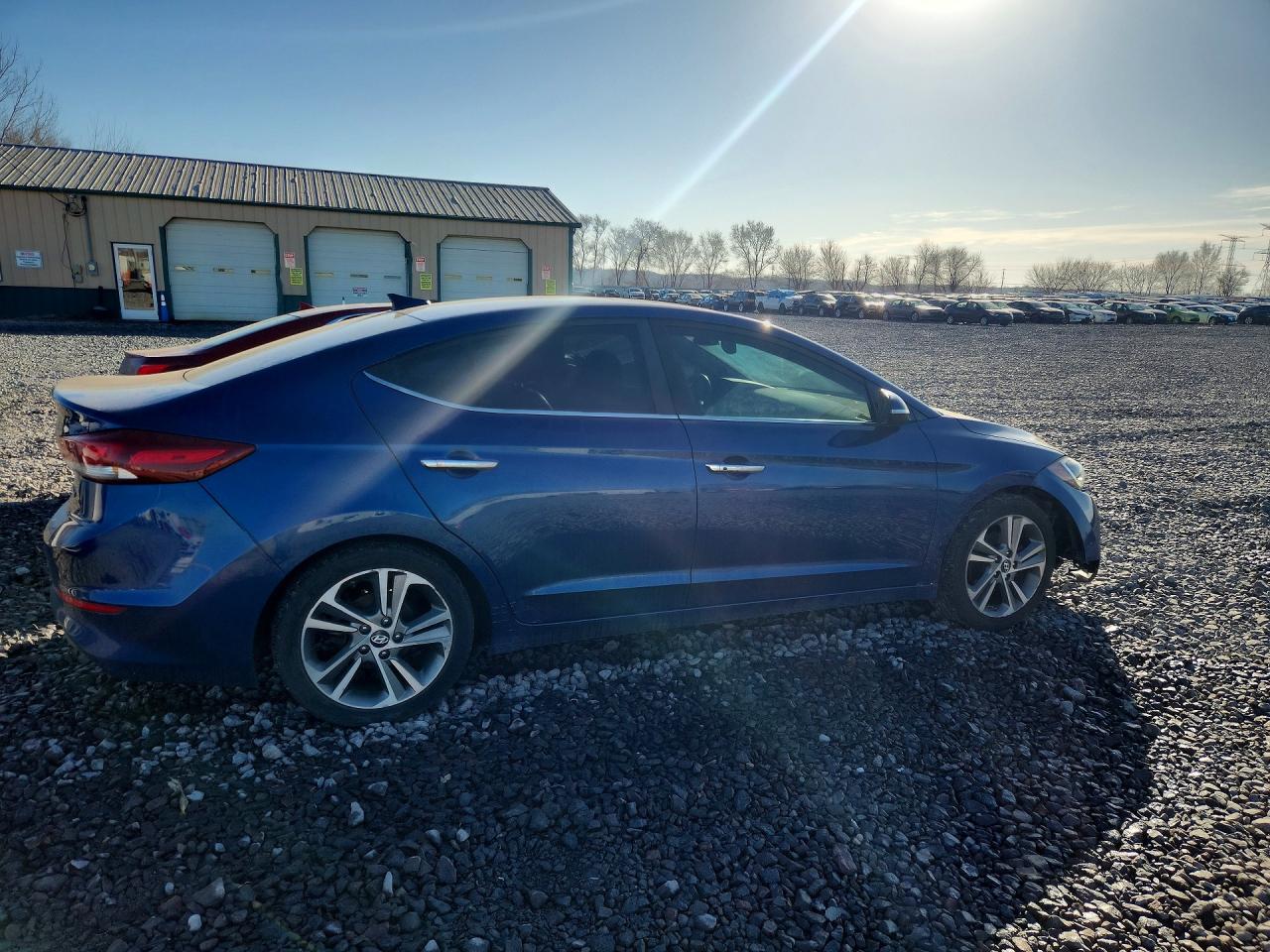 2017 HYUNDAI ELANTRA SE photo 5