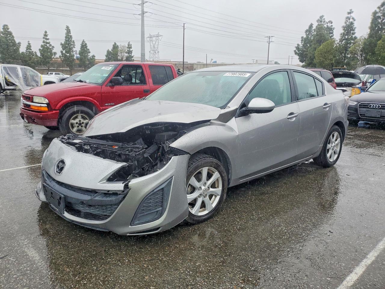 2010 MAZDA 3