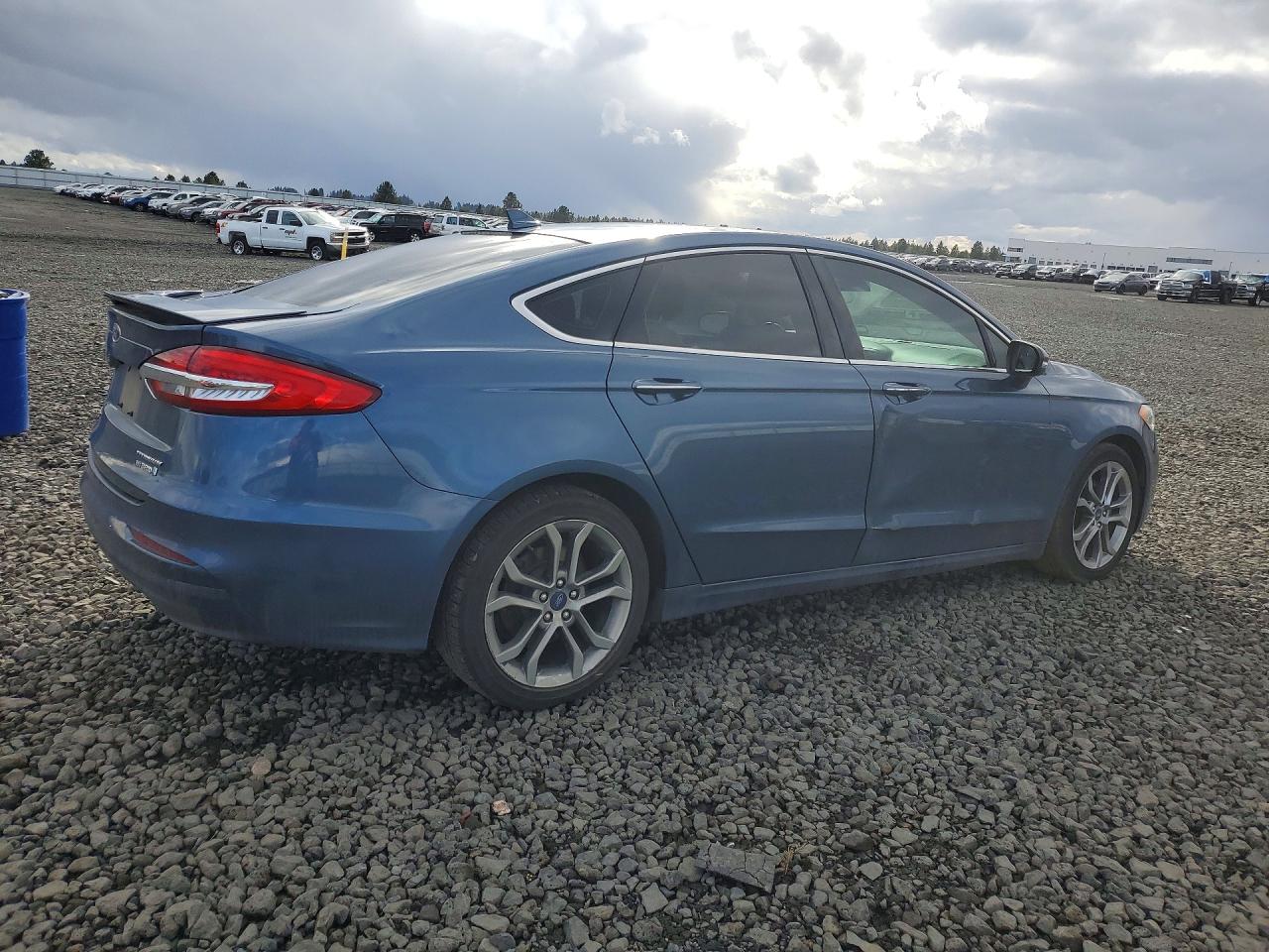 2019 FORD FUSION TITANIUM photo 5