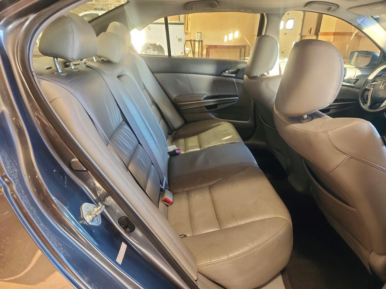 2009 HONDA ACCORD EXL photo 19