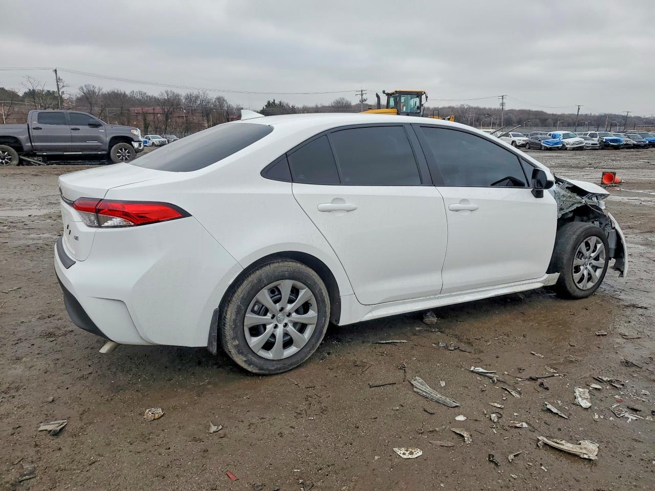 2025 TOYOTA COROLLA LE photo 5