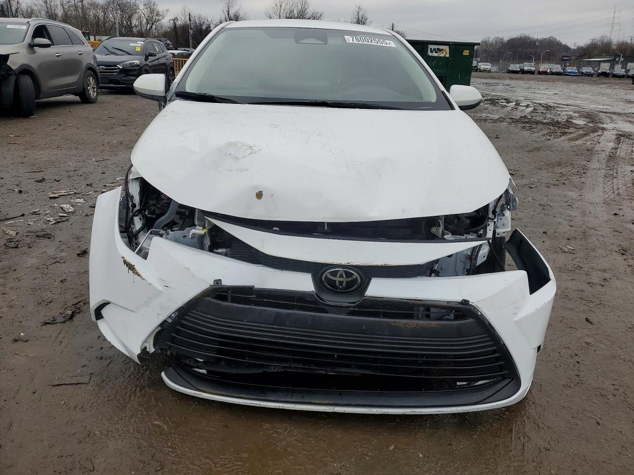 2025 TOYOTA COROLLA LE photo 9