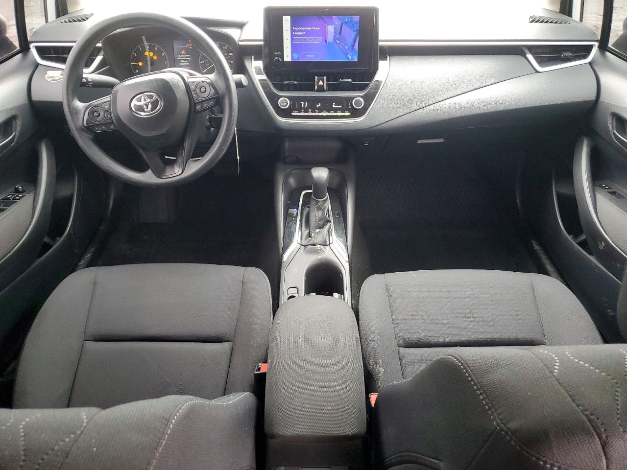 2025 TOYOTA COROLLA LE photo 15