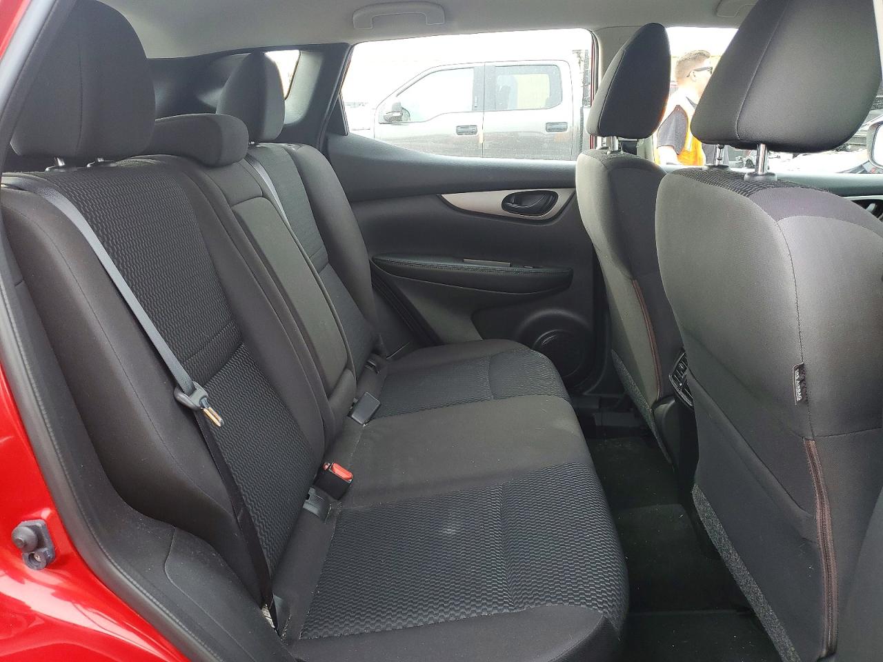 2018 NISSAN ROGUE SPORT S photo 10