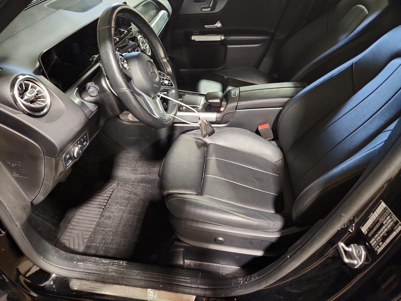 2021 MERCEDES-BENZ GLB 250 4MATIC photo 19
