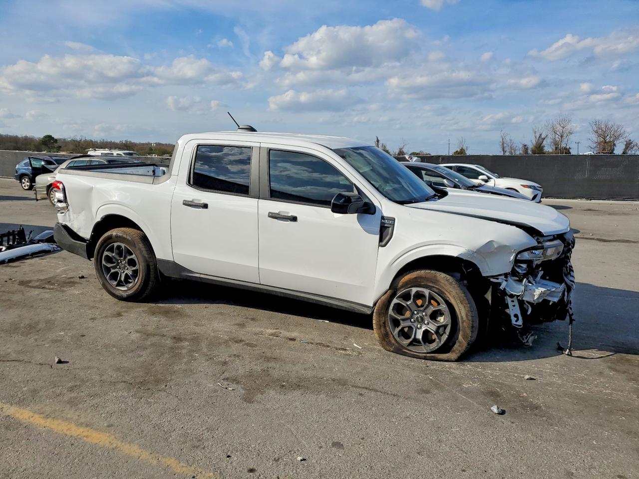 2025 FORD MAVERICK XLT photo 4