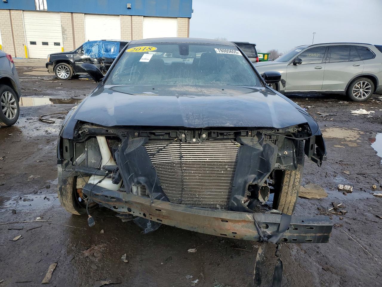 2018 CHRYSLER 300 S photo 9