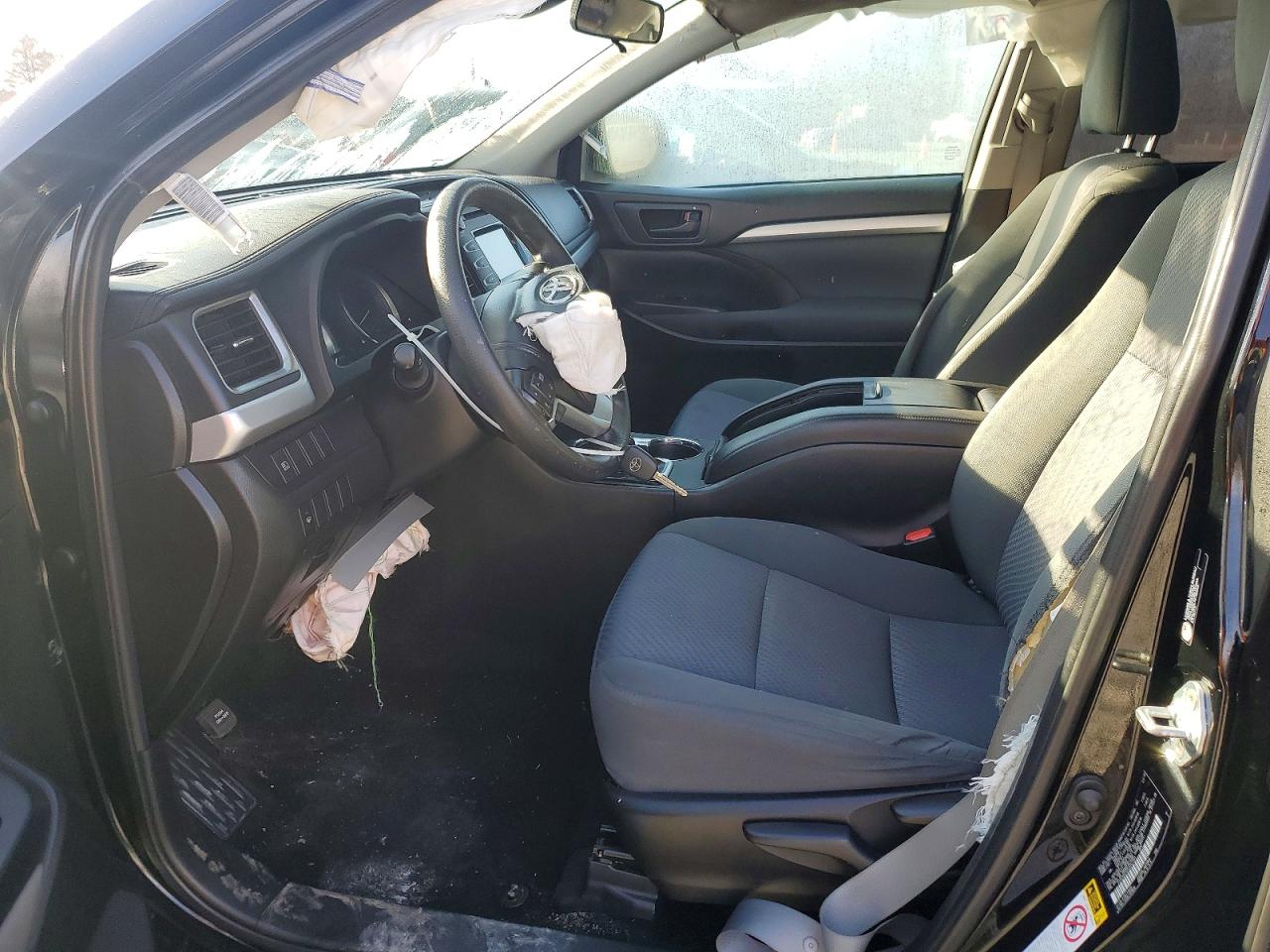 2019 TOYOTA HIGHLANDER LE photo 13