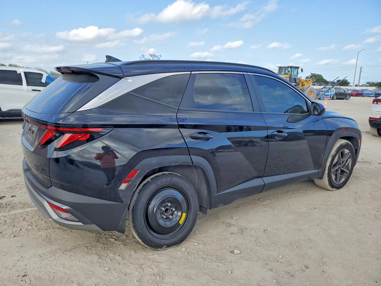 2025 HYUNDAI TUCSON SEL photo 5