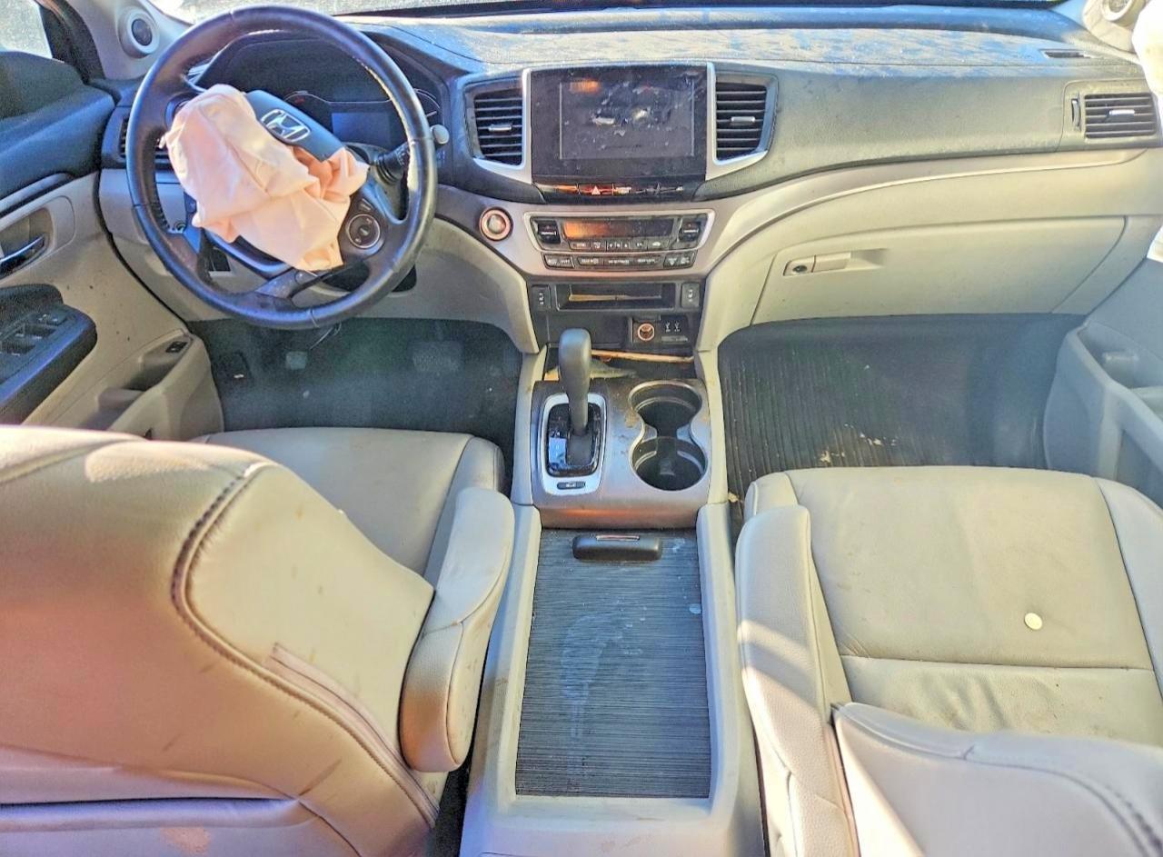 2016 HONDA PILOT EXL photo 8