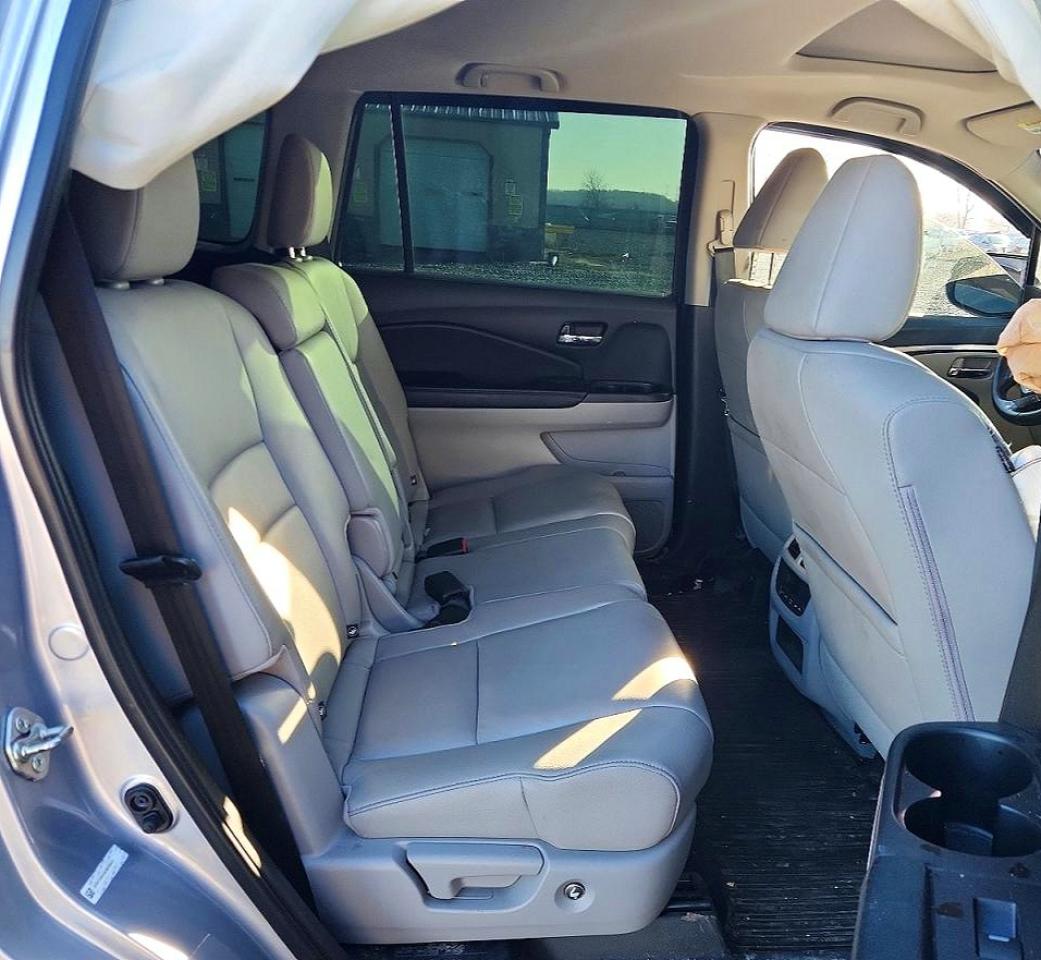 2016 HONDA PILOT EXL photo 10