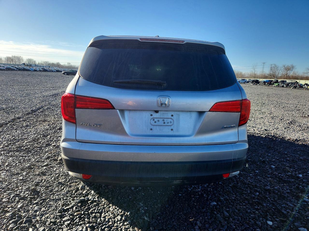 2016 HONDA PILOT EXL photo 6