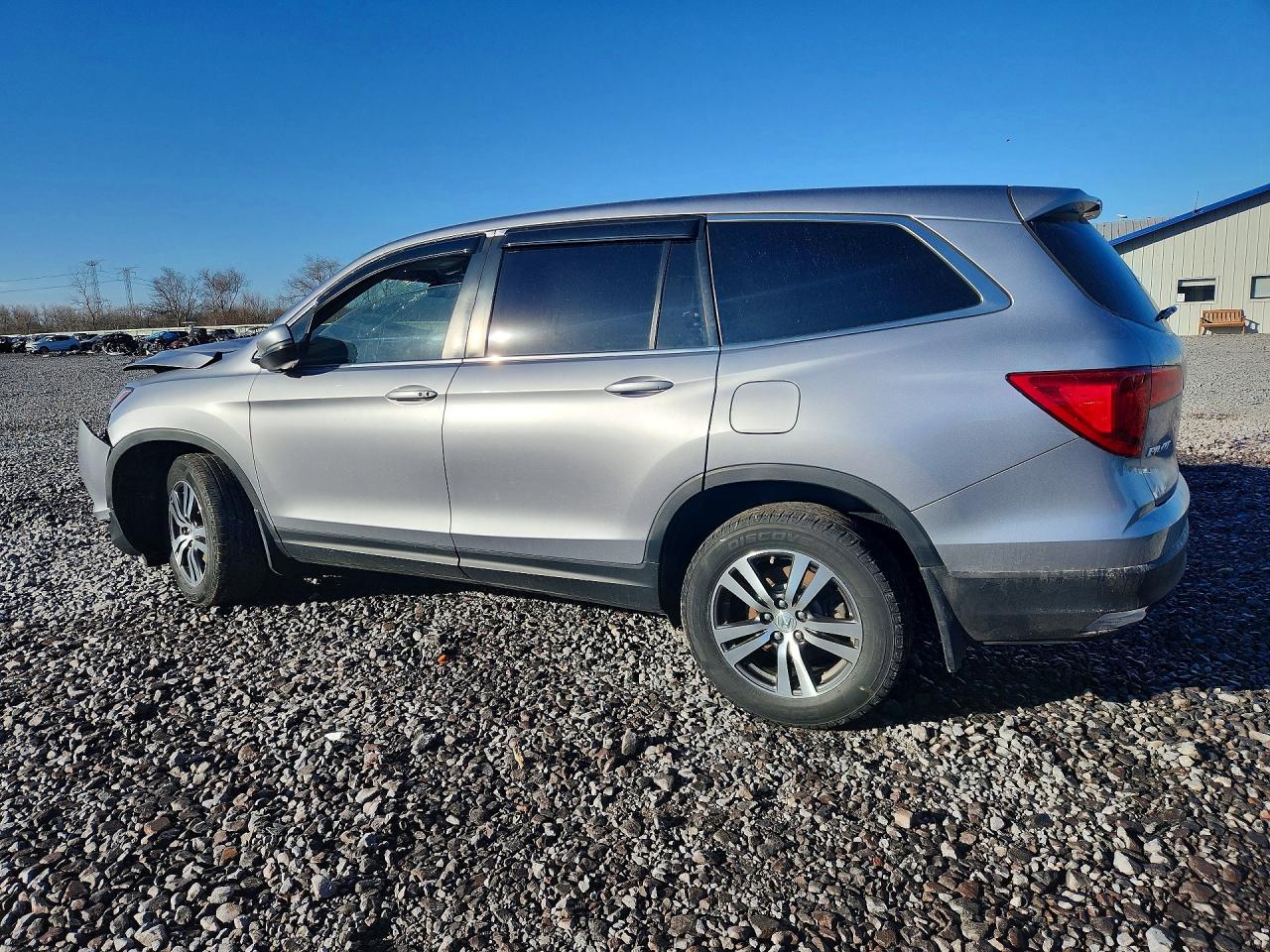 2016 HONDA PILOT EXL photo 2