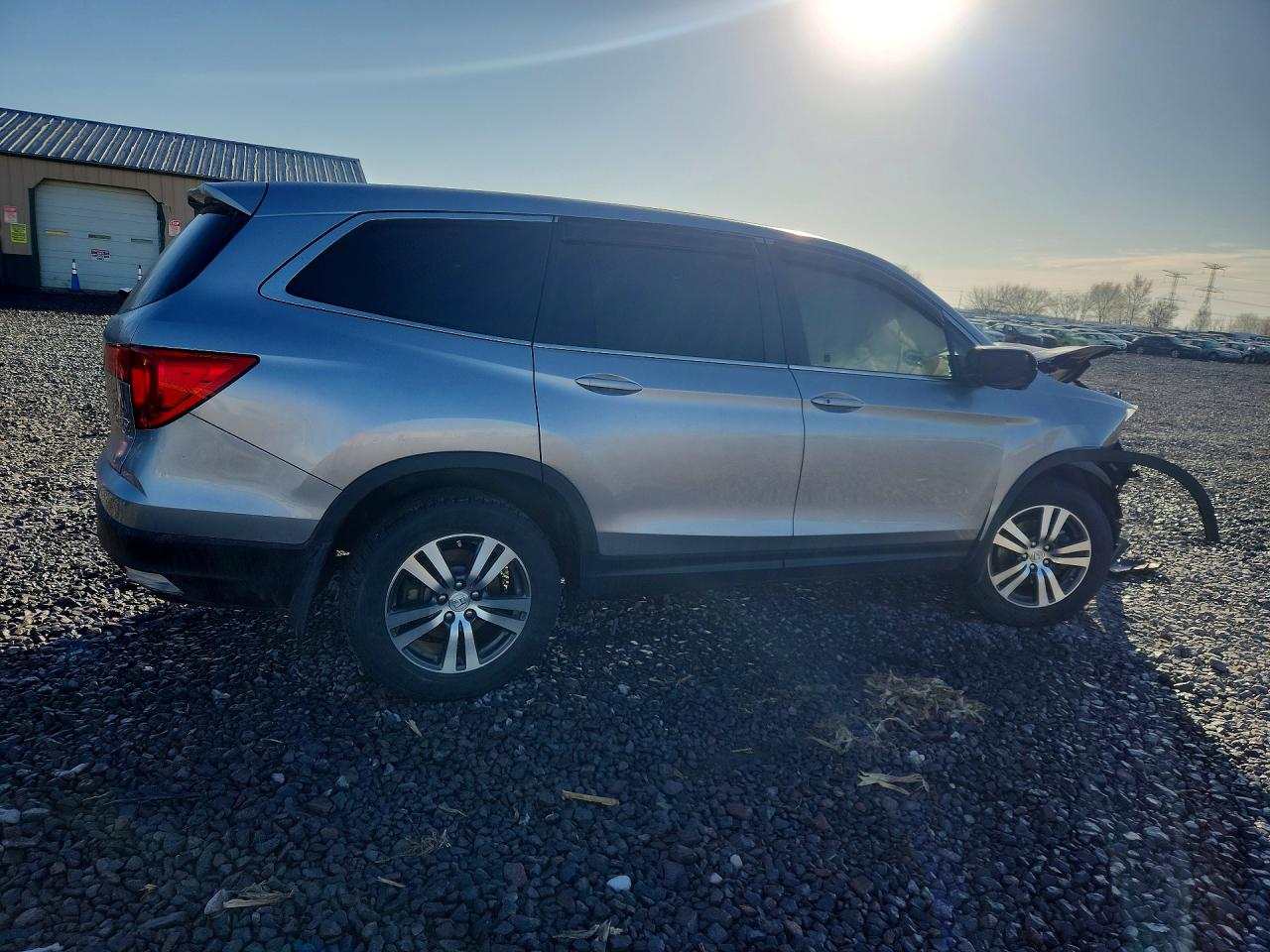 2016 HONDA PILOT EXL photo 3