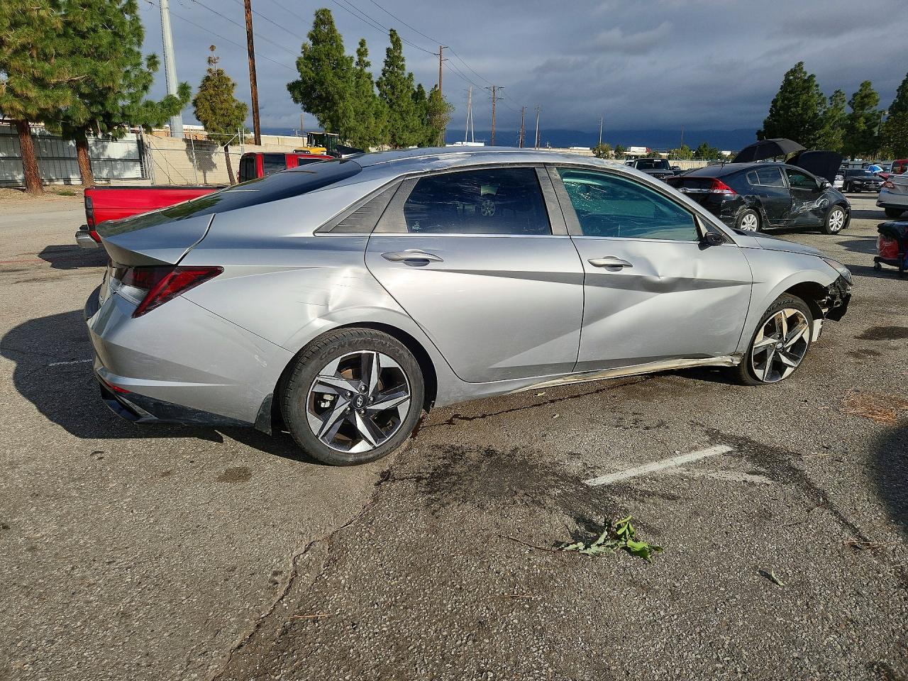 2022 HYUNDAI ELANTRA LIMITED photo 3