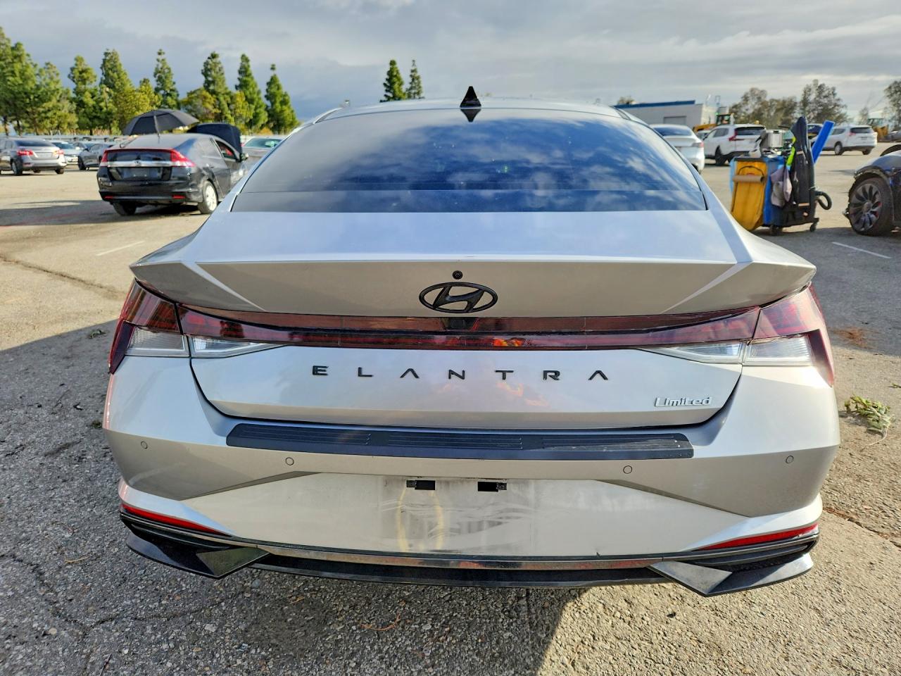 2022 HYUNDAI ELANTRA LIMITED photo 6