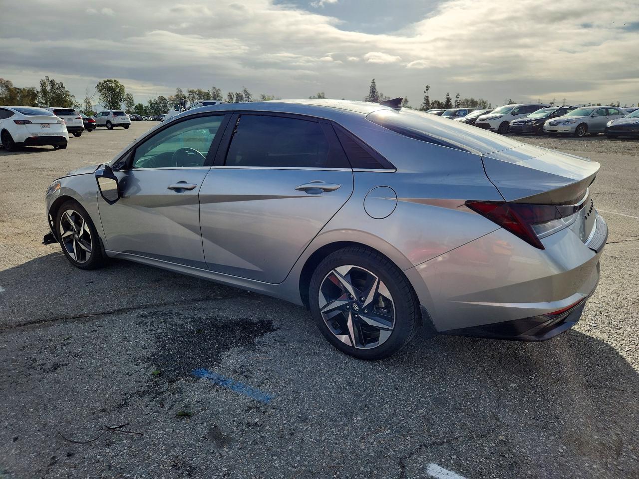 2022 HYUNDAI ELANTRA LIMITED photo 2