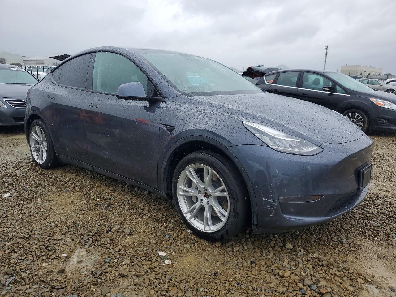 2021 TESLA MODEL Y photo 4