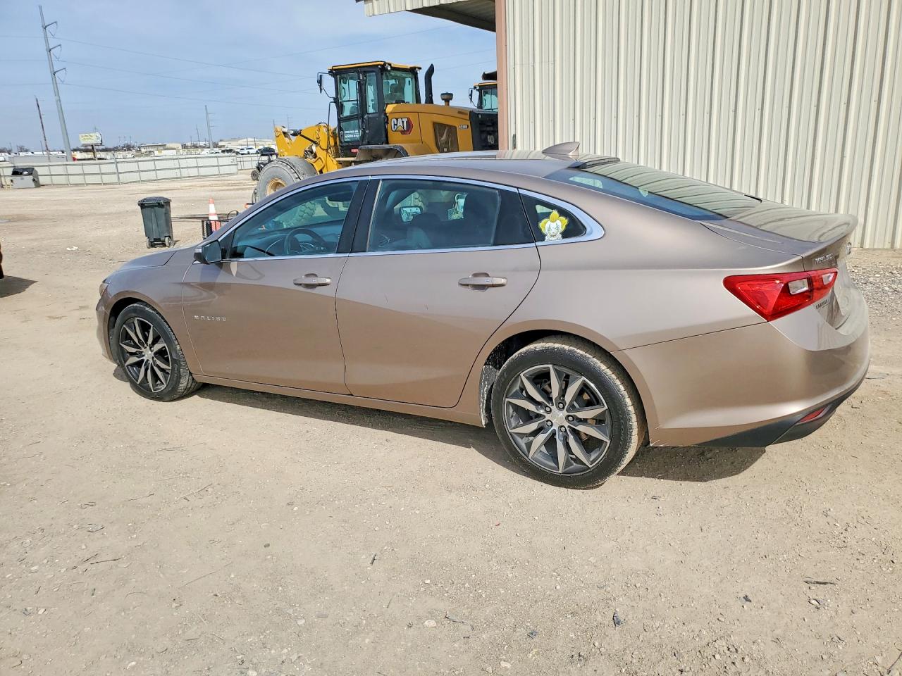 2018 CHEVROLET MALIBU LT photo 3