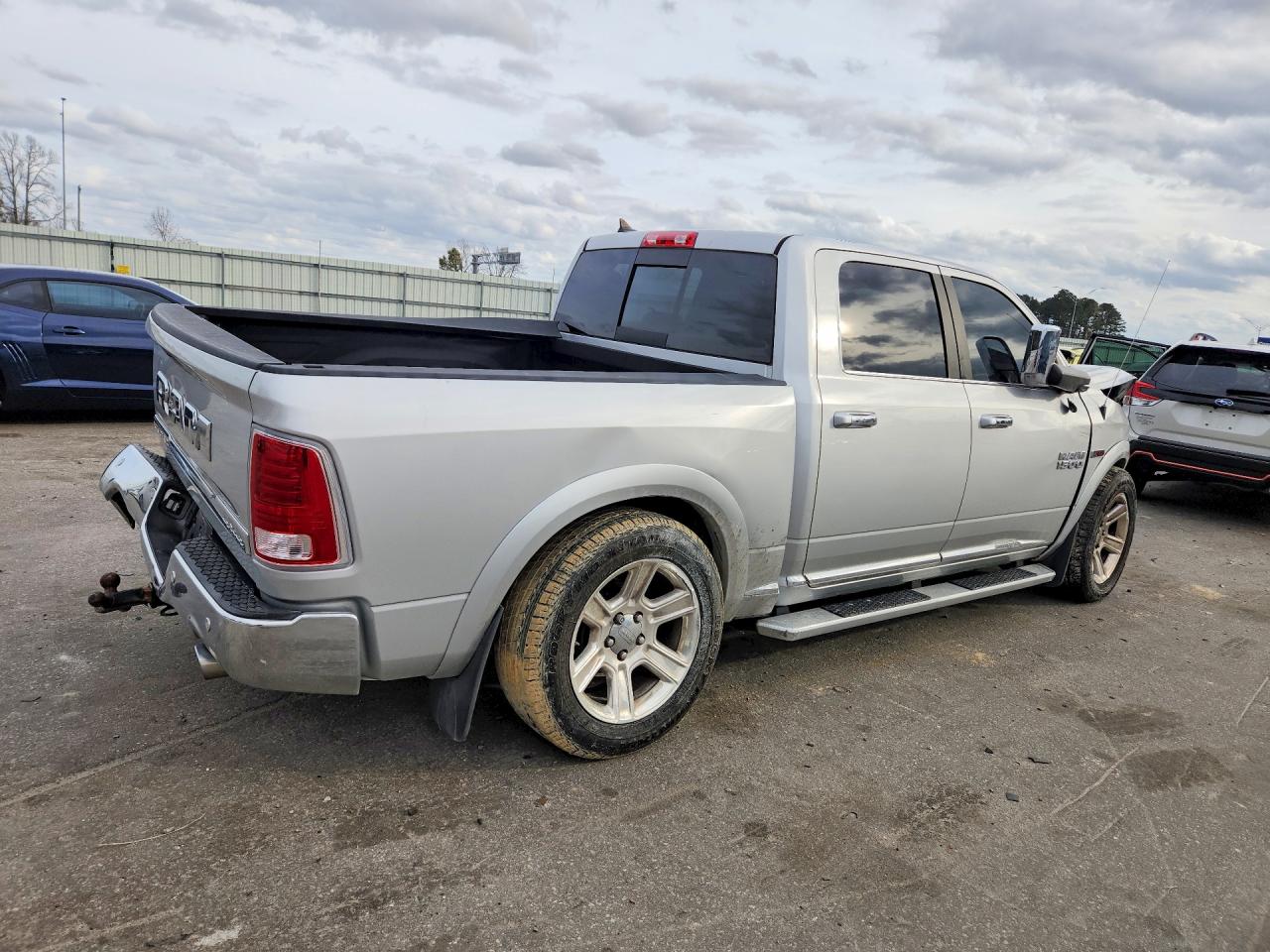 2016 RAM 1500 LONGHORN photo 5