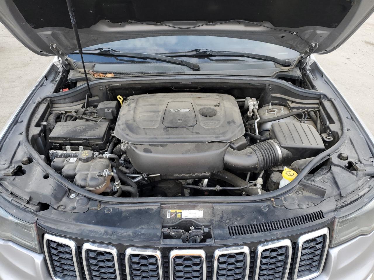 2018 JEEP GRAND CHEROKEE LIMITED photo 31