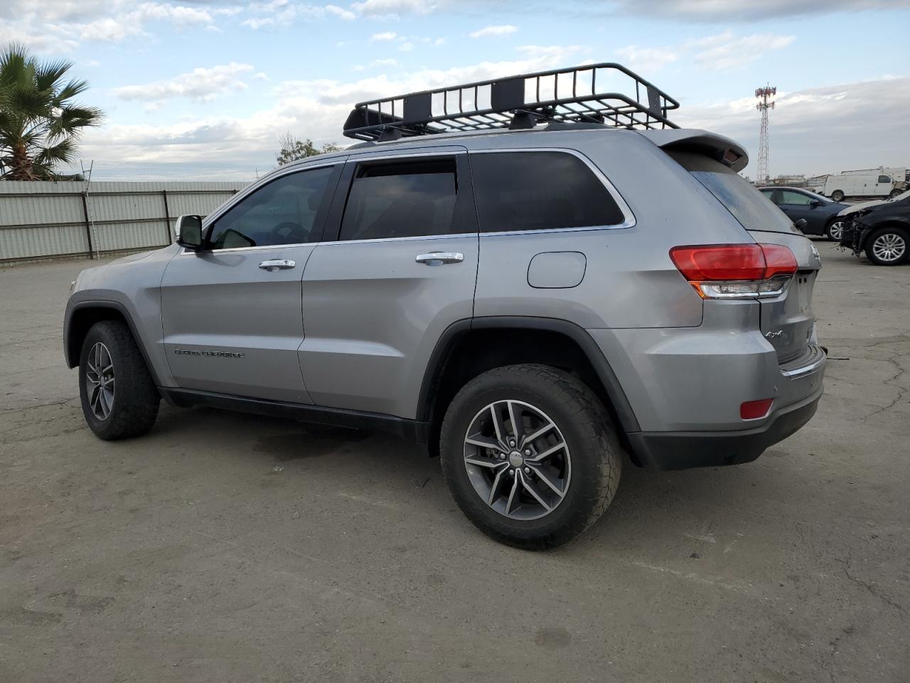 2018 JEEP GRAND CHEROKEE LIMITED photo 4