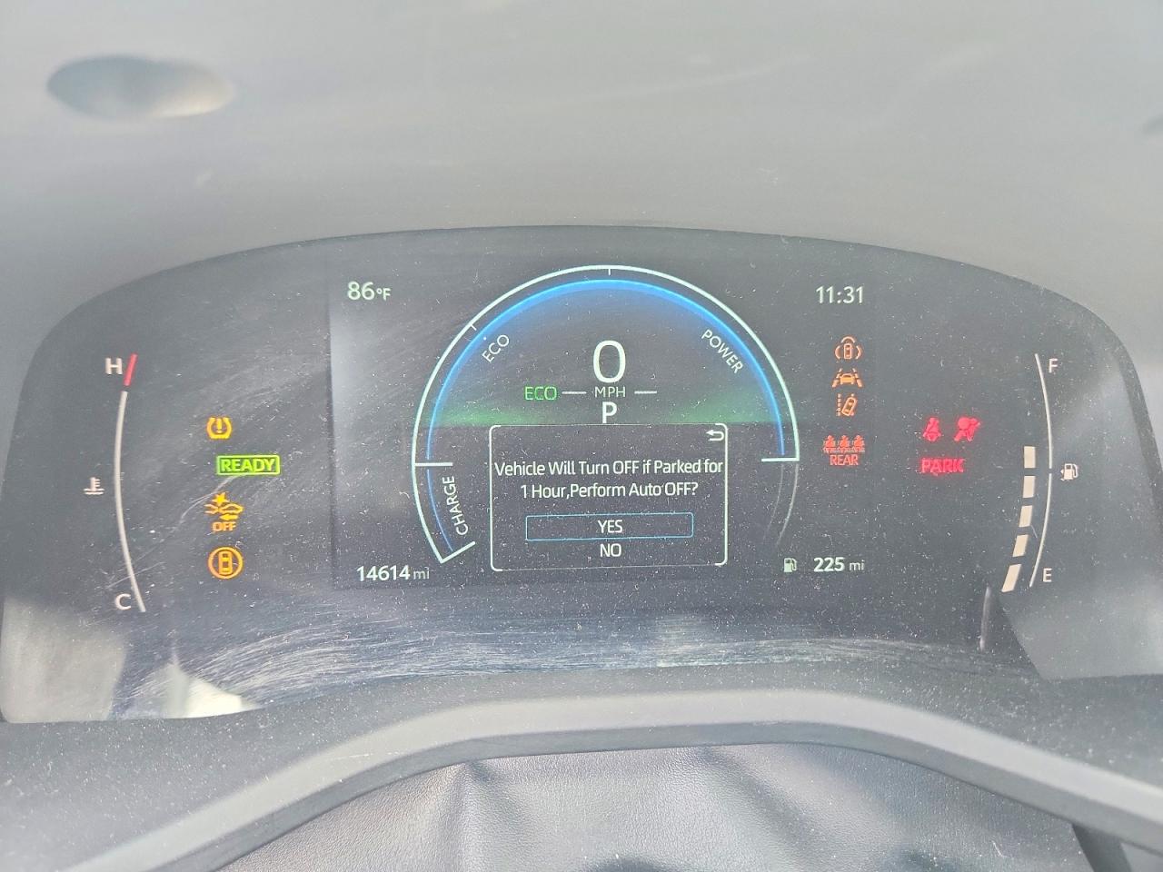 2025 TOYOTA CAMRY SE photo 9