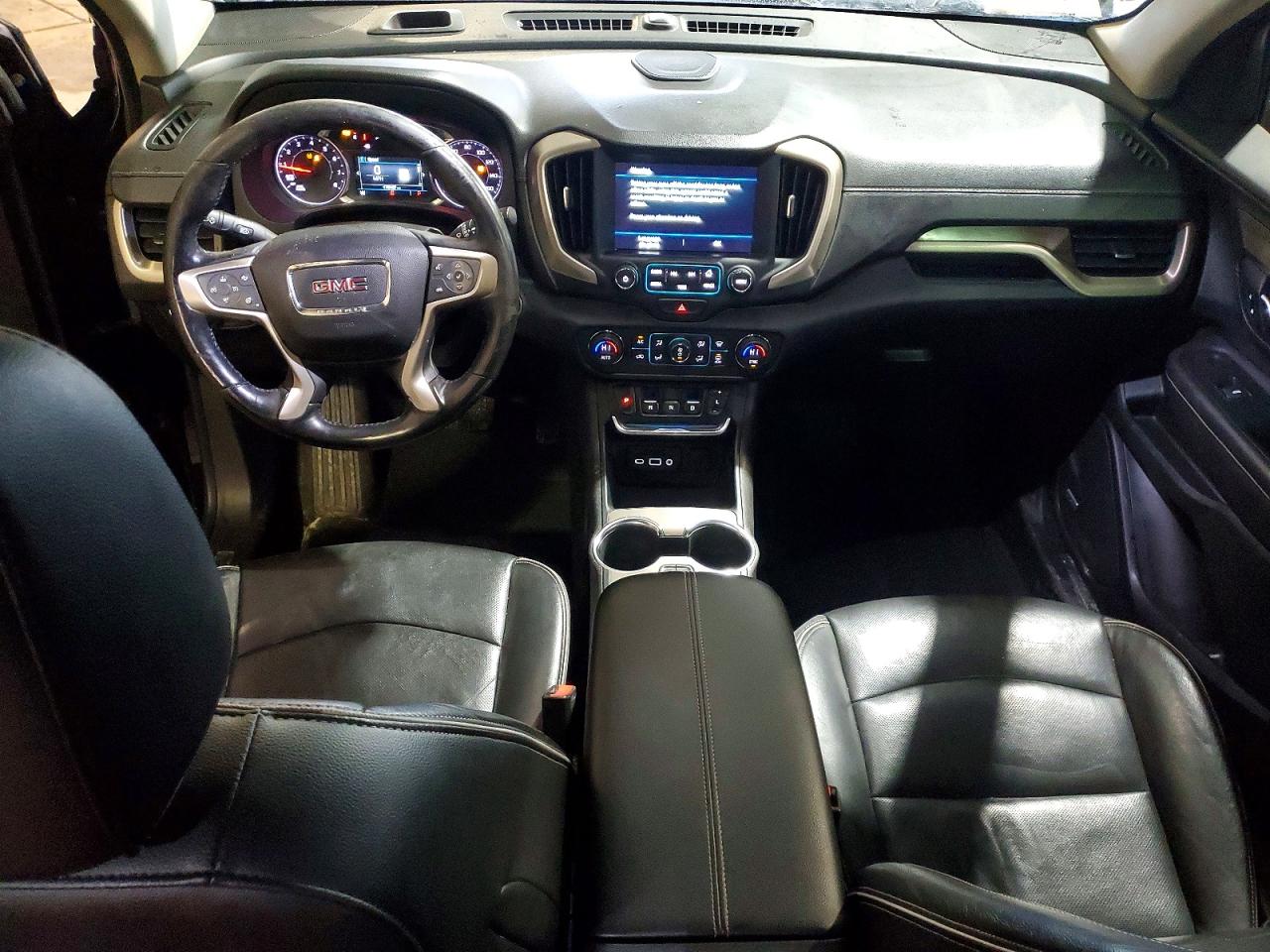 2018 GMC TERRAIN DENALI photo 8