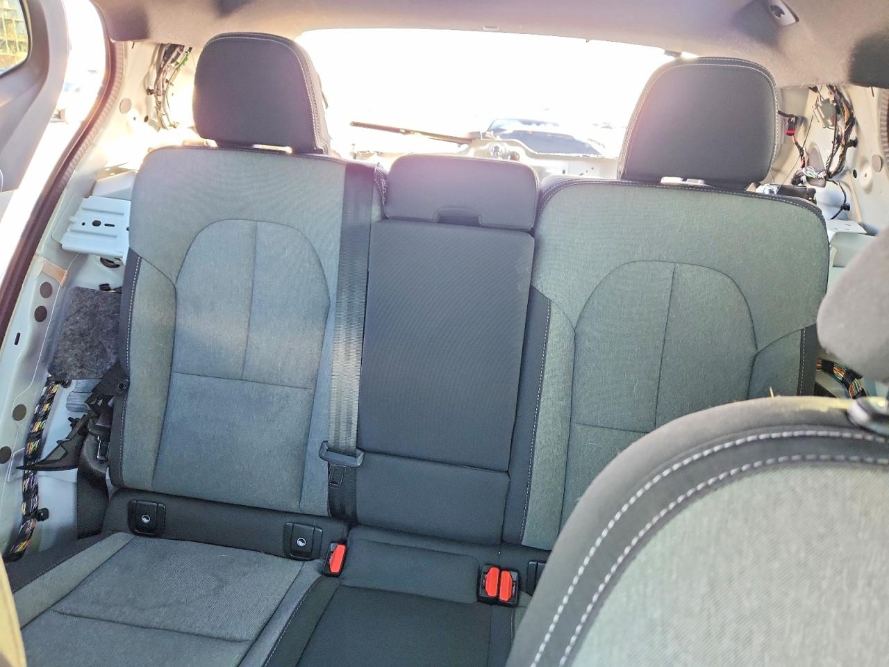 2024 VOLVO XC40 CORE photo 10