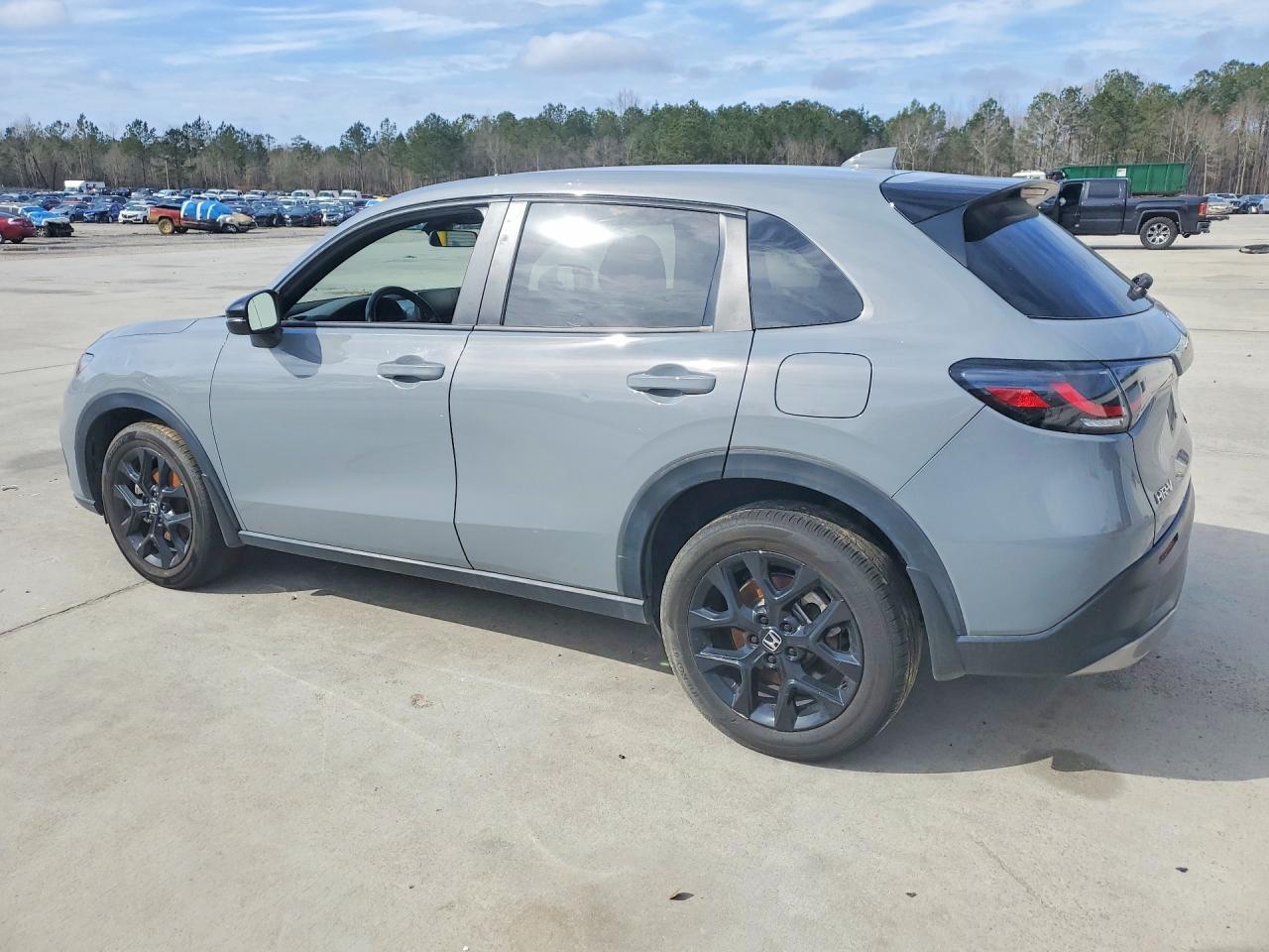 2024 HONDA HR-V SPORT photo 2