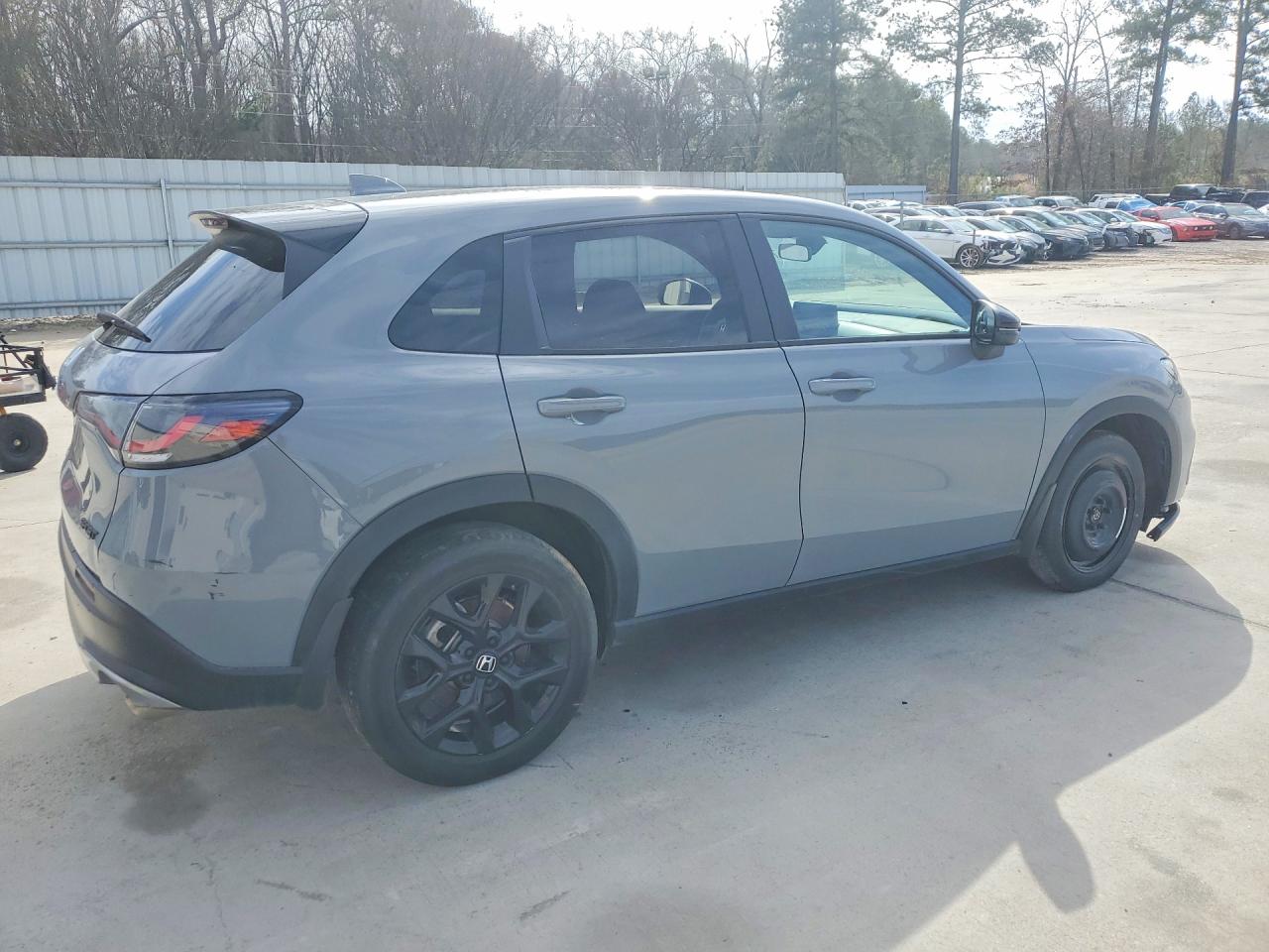 2024 HONDA HR-V SPORT photo 3
