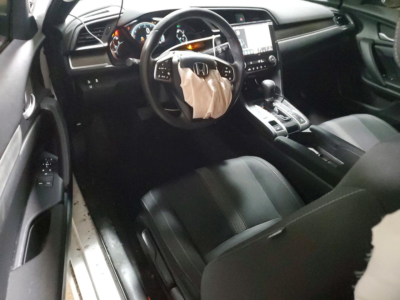 2020 HONDA CIVIC LX photo 8