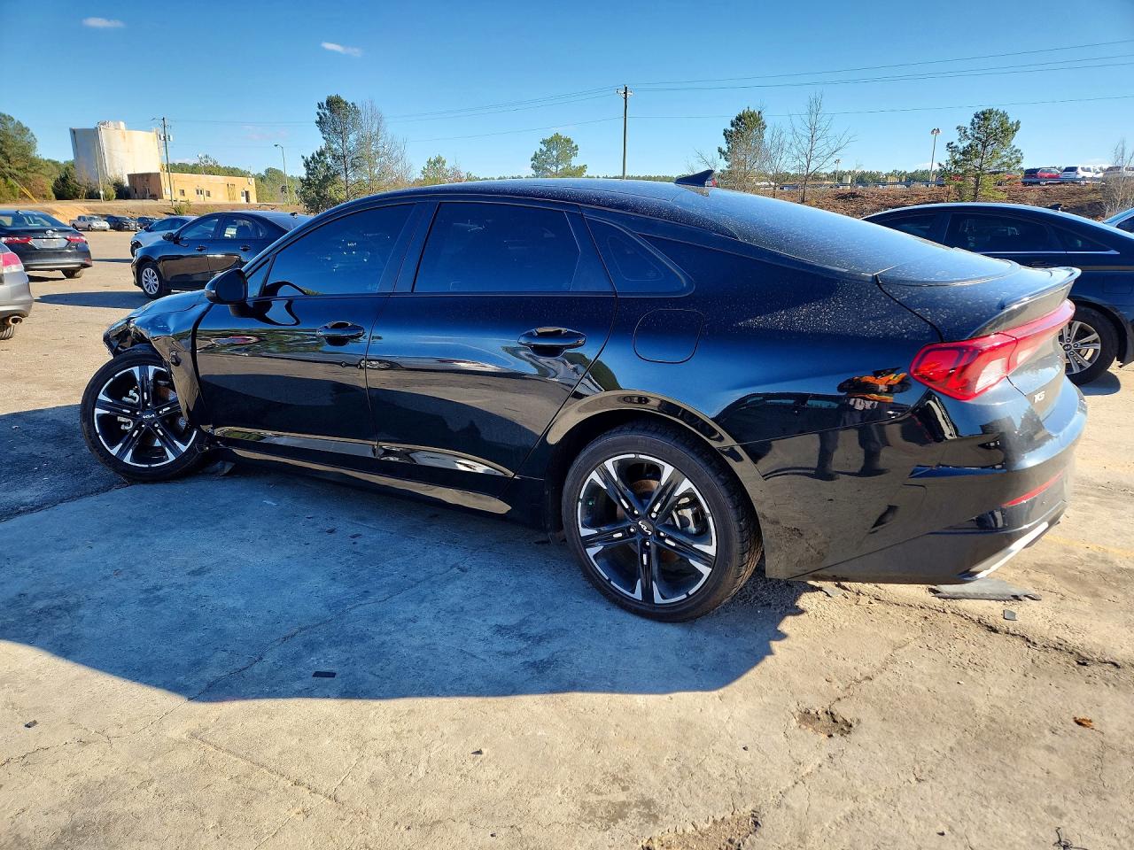2023 KIA K5 GT LINE photo 2