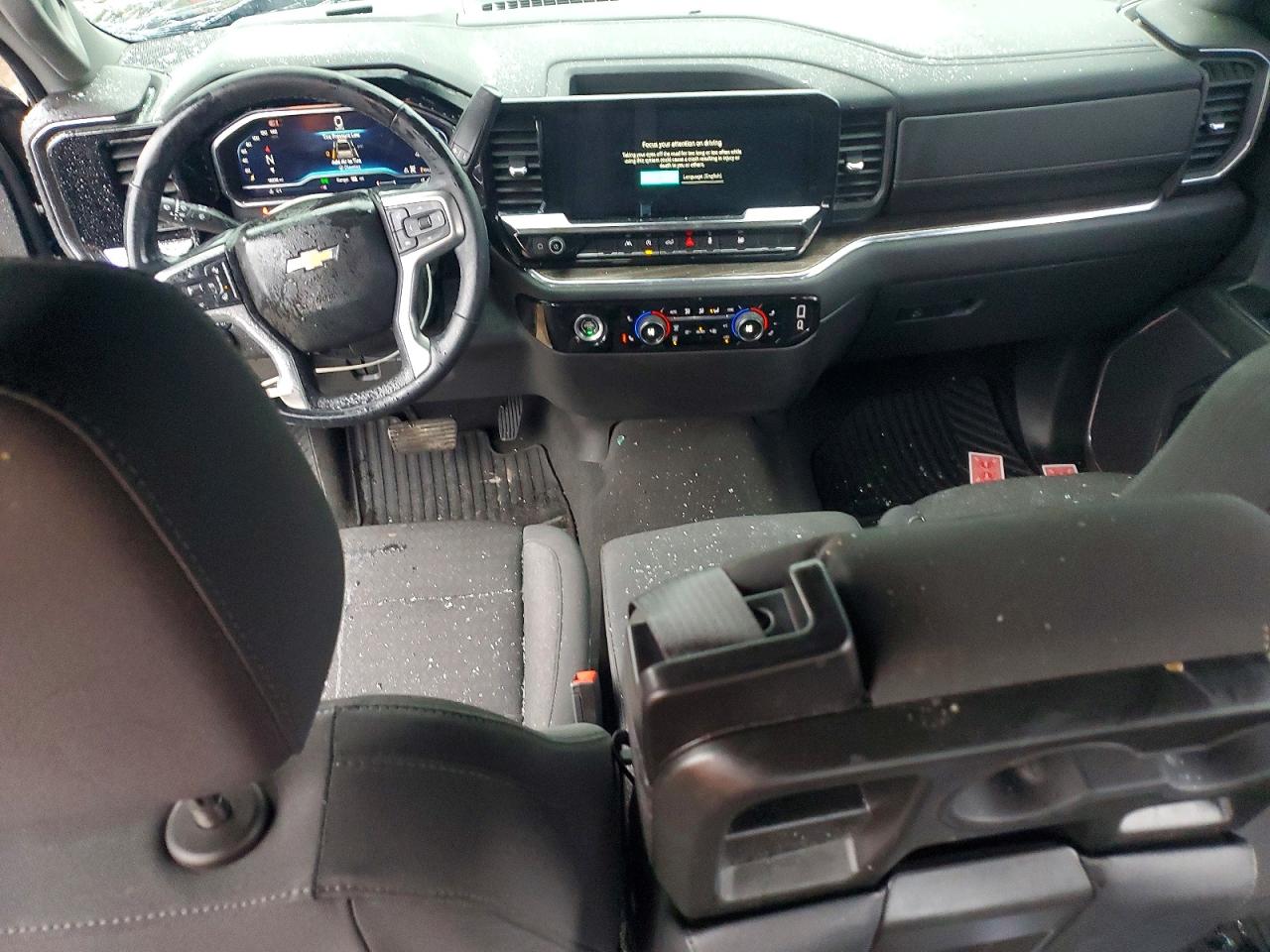 2024 CHEVROLET SILVERADO K1500 LT-L photo 15