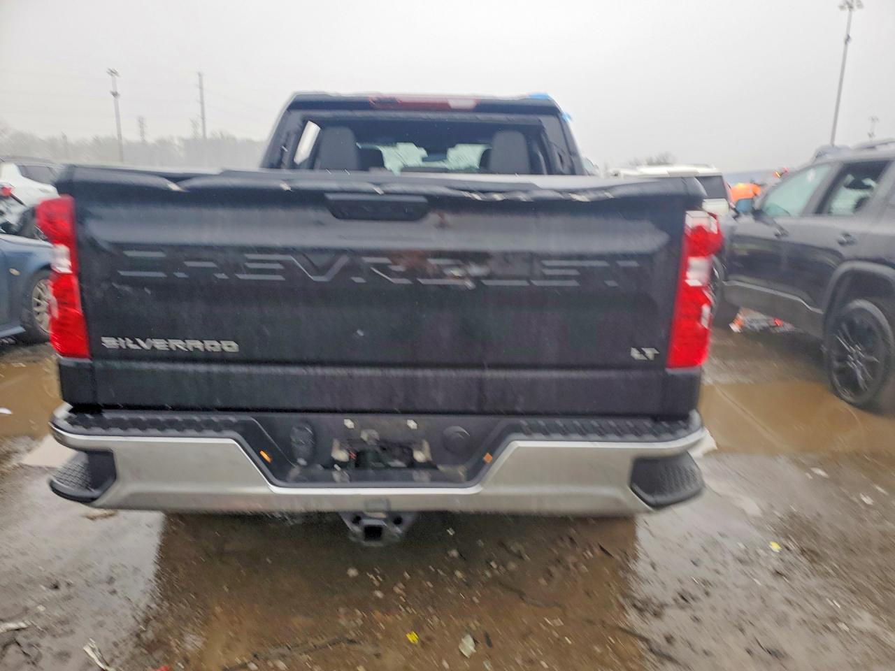 2024 CHEVROLET SILVERADO K1500 LT-L photo 11