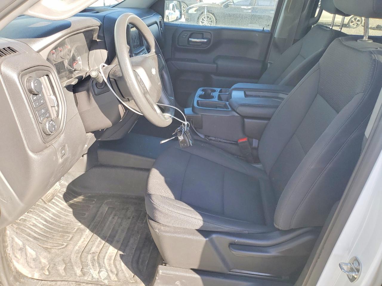 2024 CHEVROLET SILVERADO K1500 photo 7