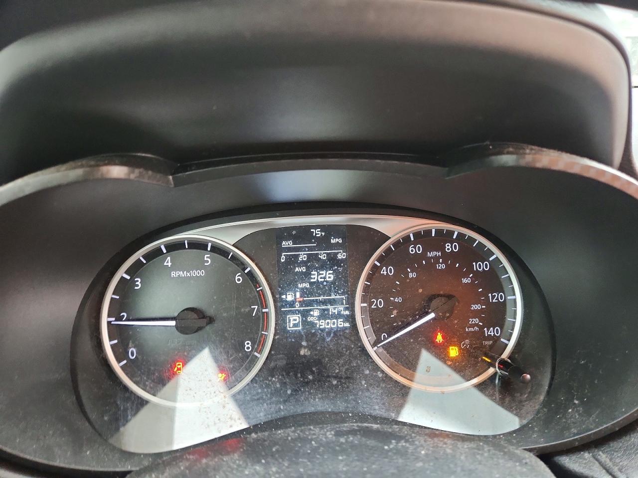 2020 NISSAN VERSA S photo 17