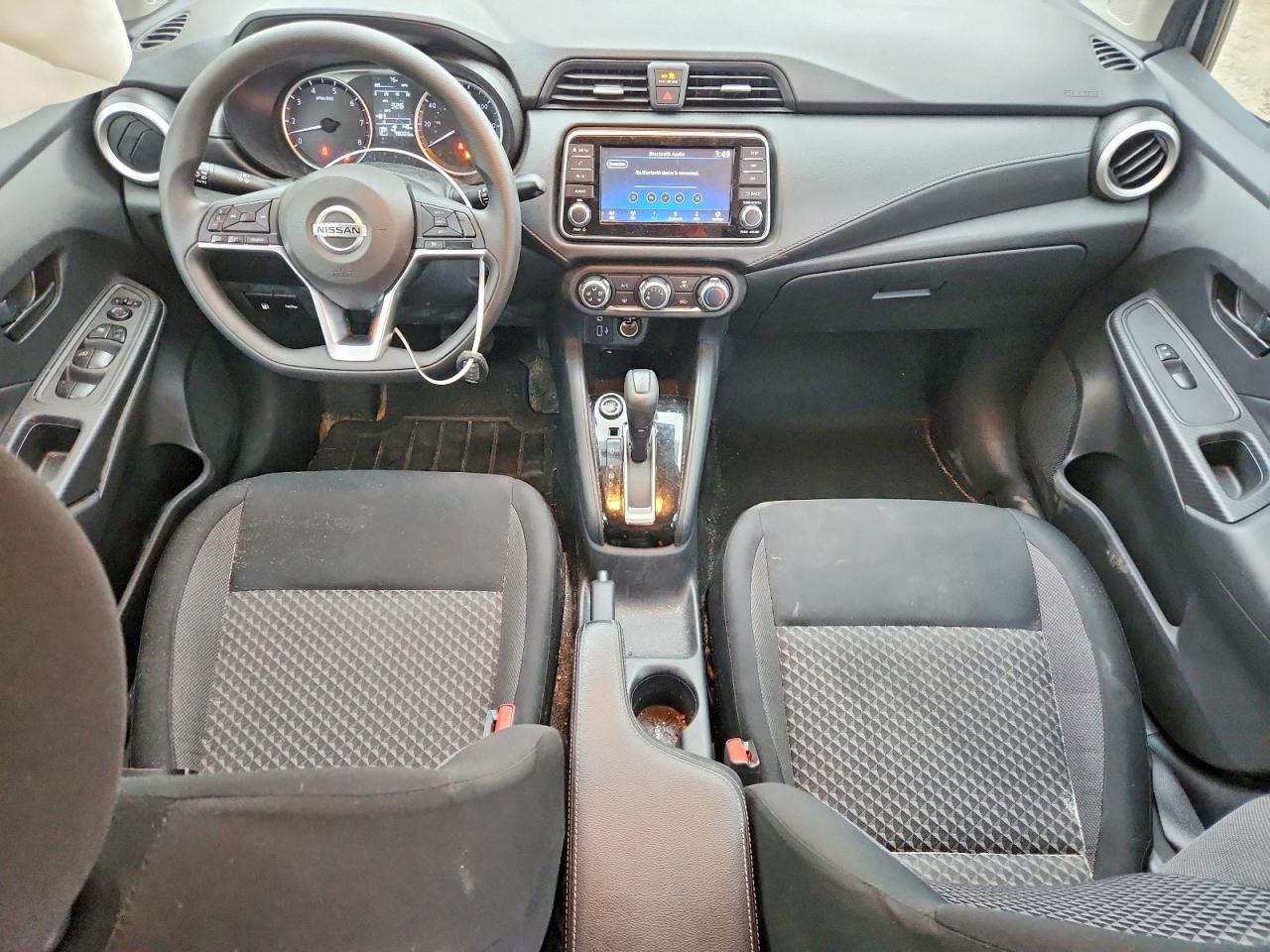 2020 NISSAN VERSA S photo 15