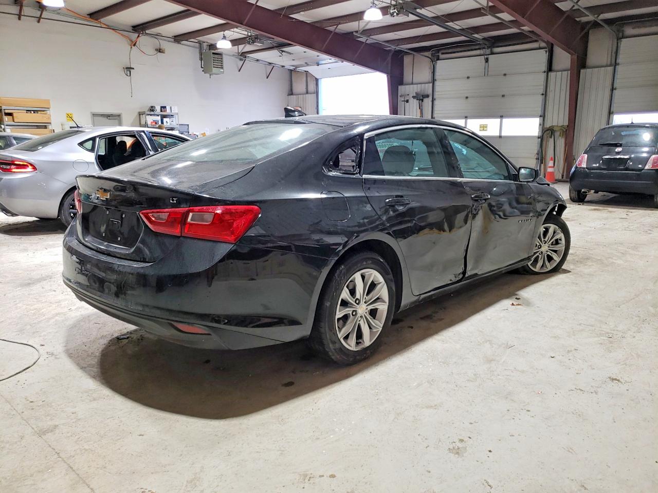 2025 CHEVROLET MALIBU LT photo 5