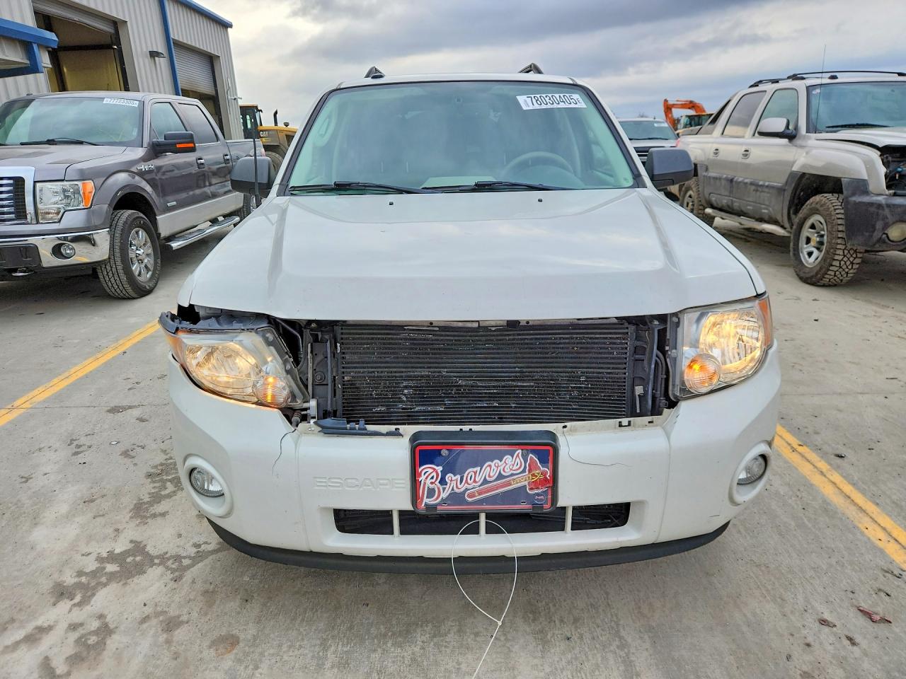 2011 FORD ESCAPE XLT photo 5