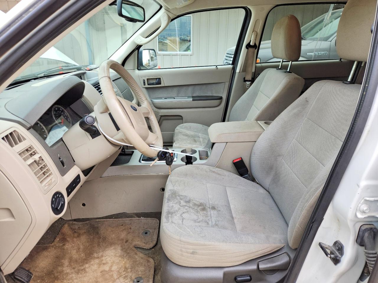 2011 FORD ESCAPE XLT photo 7