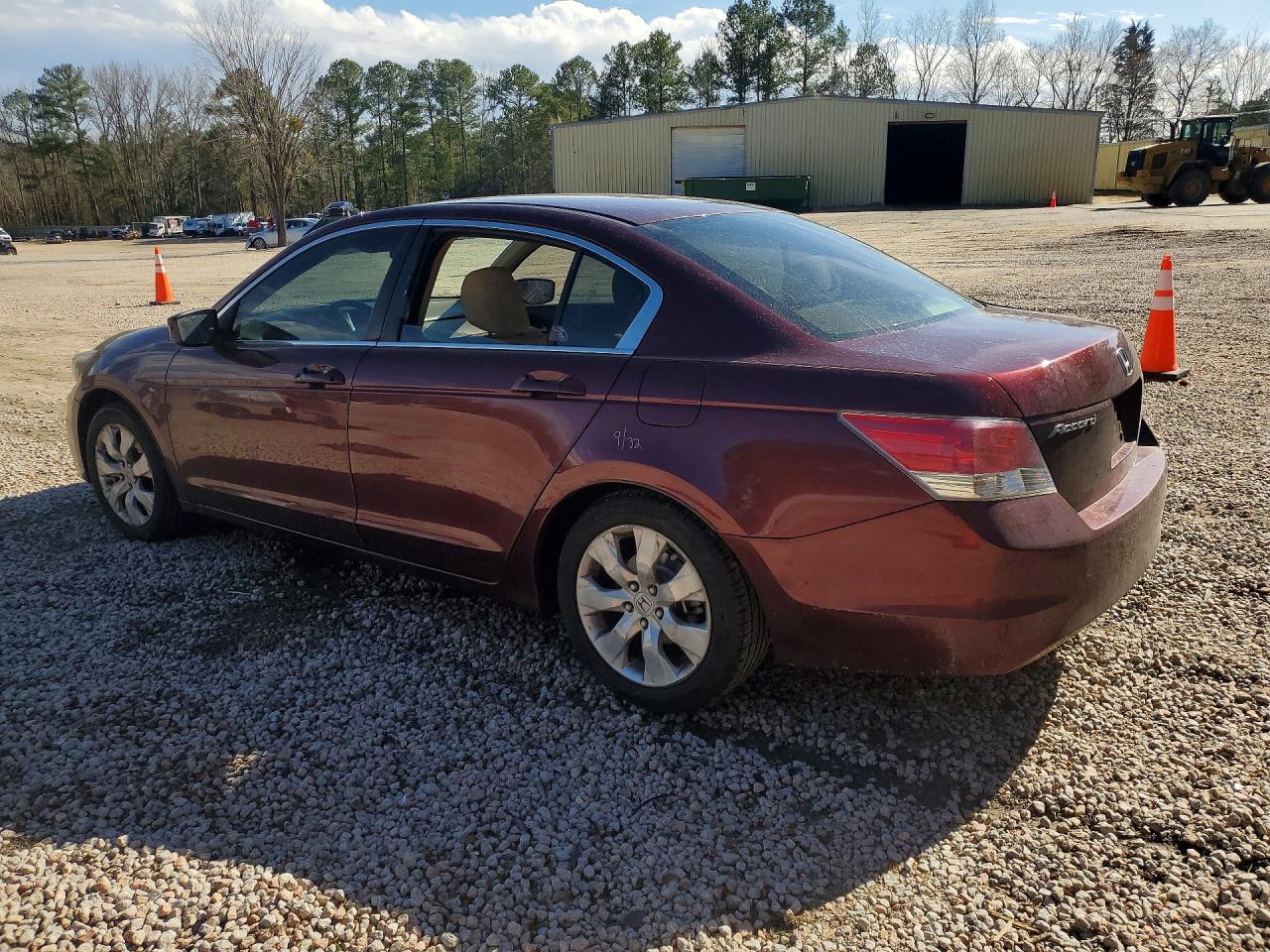 2010 HONDA ACCORD LX photo 3