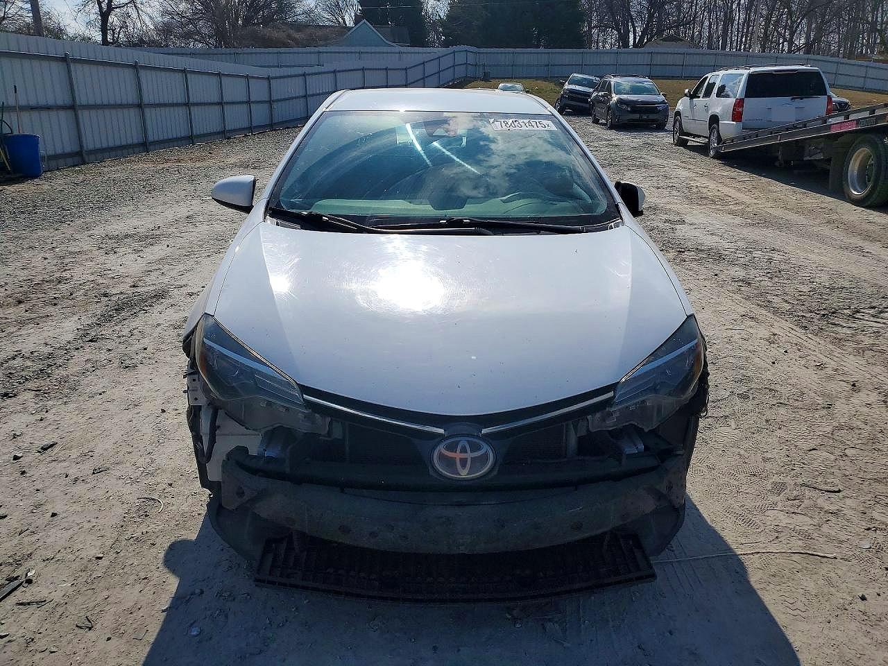 2018 TOYOTA COROLLA L photo 9