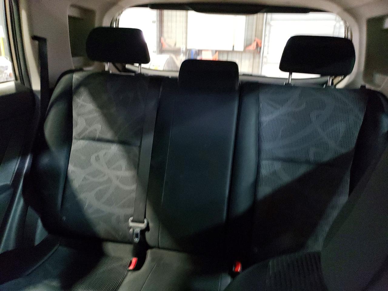 2011 TOYOTA SCION XB photo 19