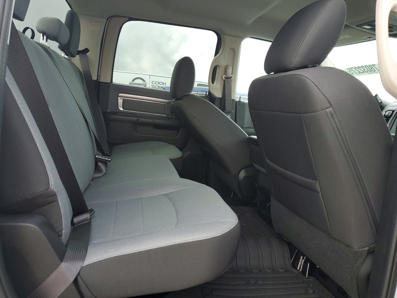 2023 RAM 1500 CLASSIC SLT photo 19