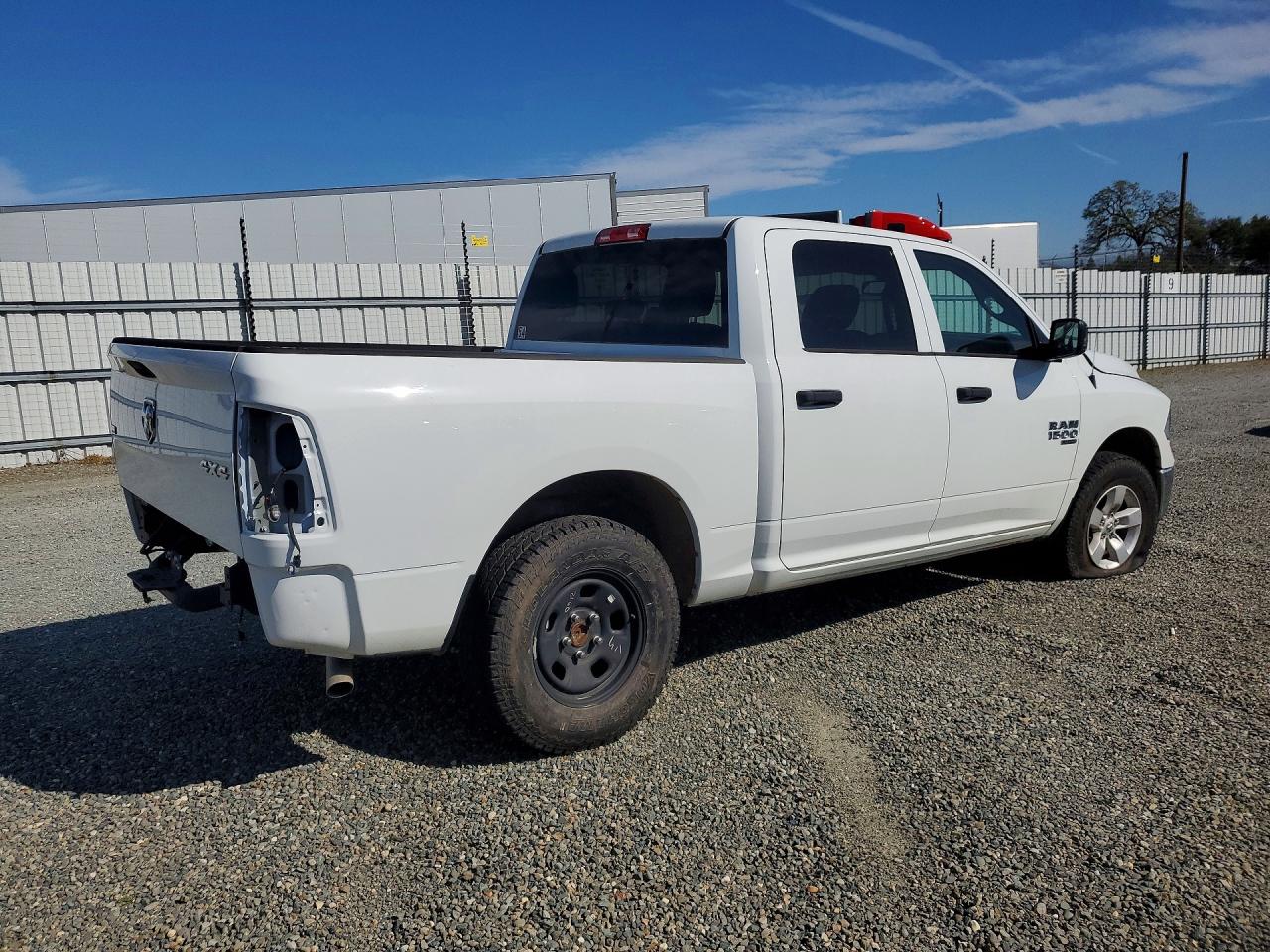 2023 RAM 1500 CLASSIC SLT photo 5