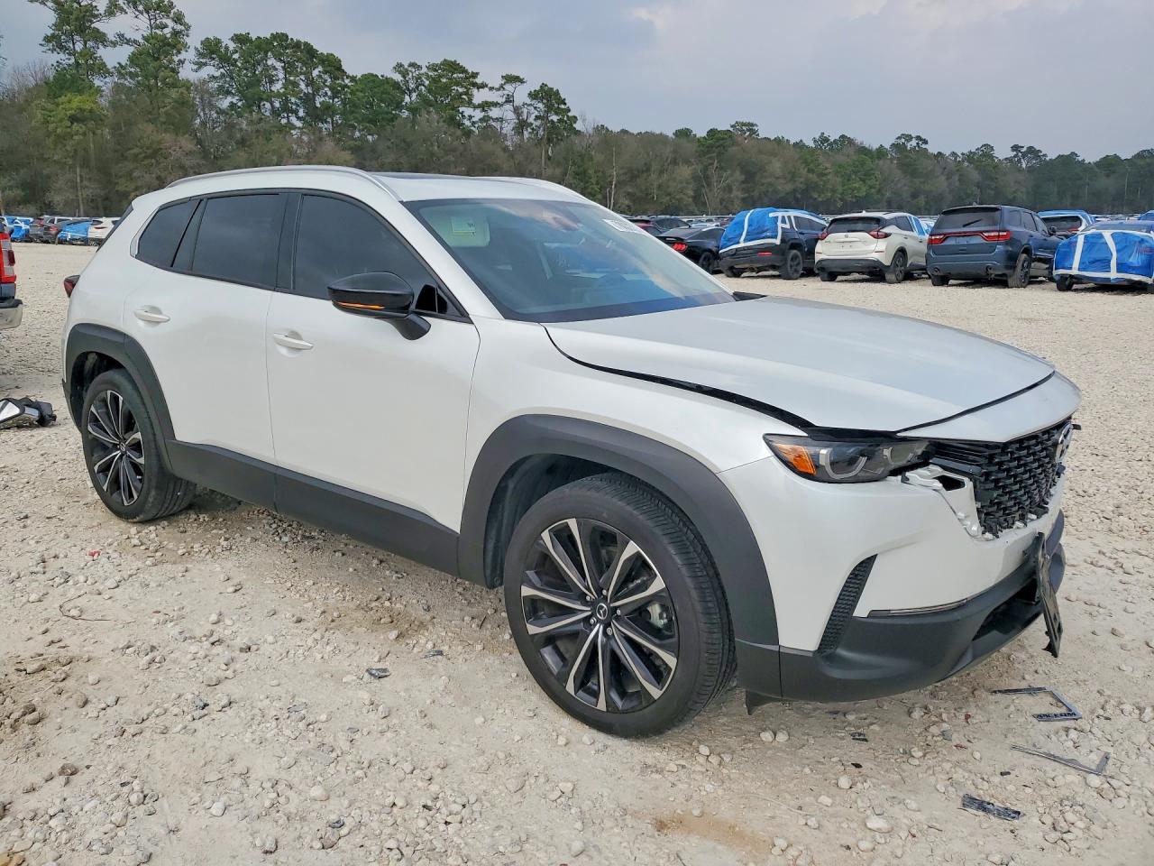 2025 MAZDA CX-50 photo 4