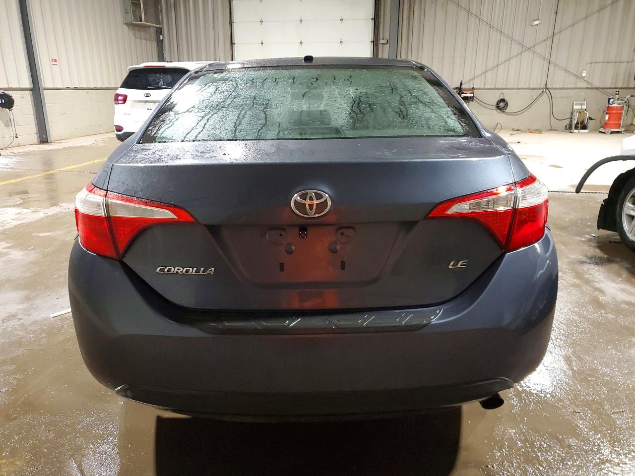 2014 TOYOTA COROLLA photo 11
