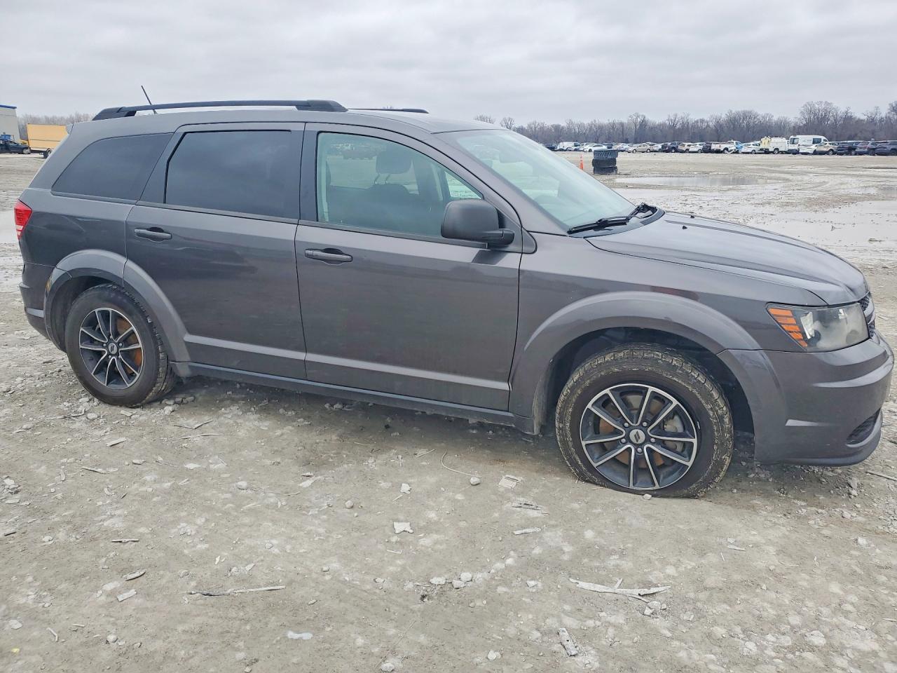 2018 DODGE JOURNEY SE photo 4