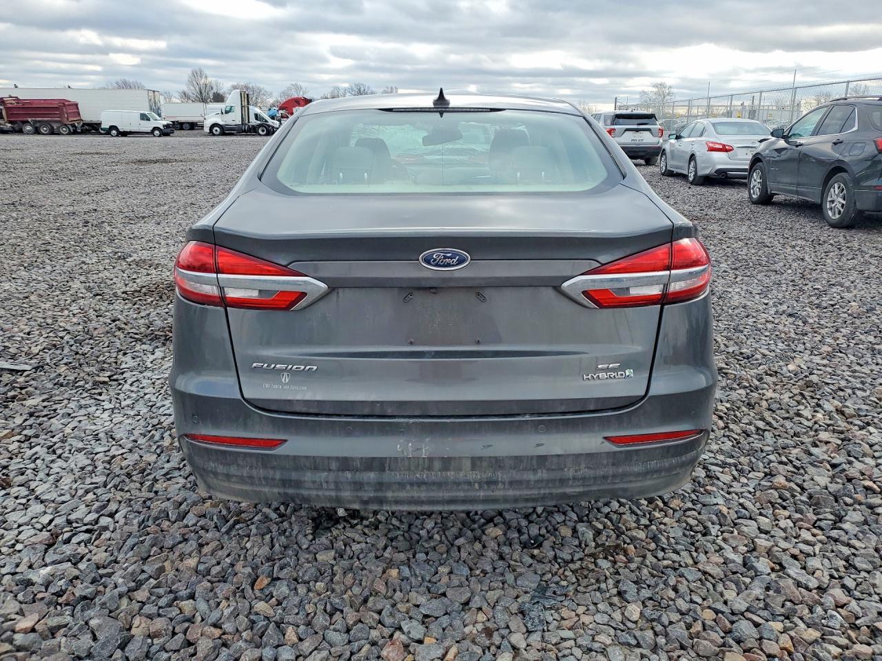 2019 FORD FUSION SE photo 11